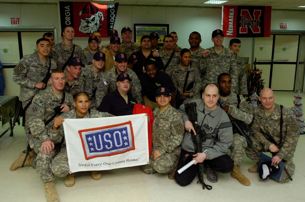 Red Sox pitcher visits Striker Soldiers at Forward Operating Base War Eagle