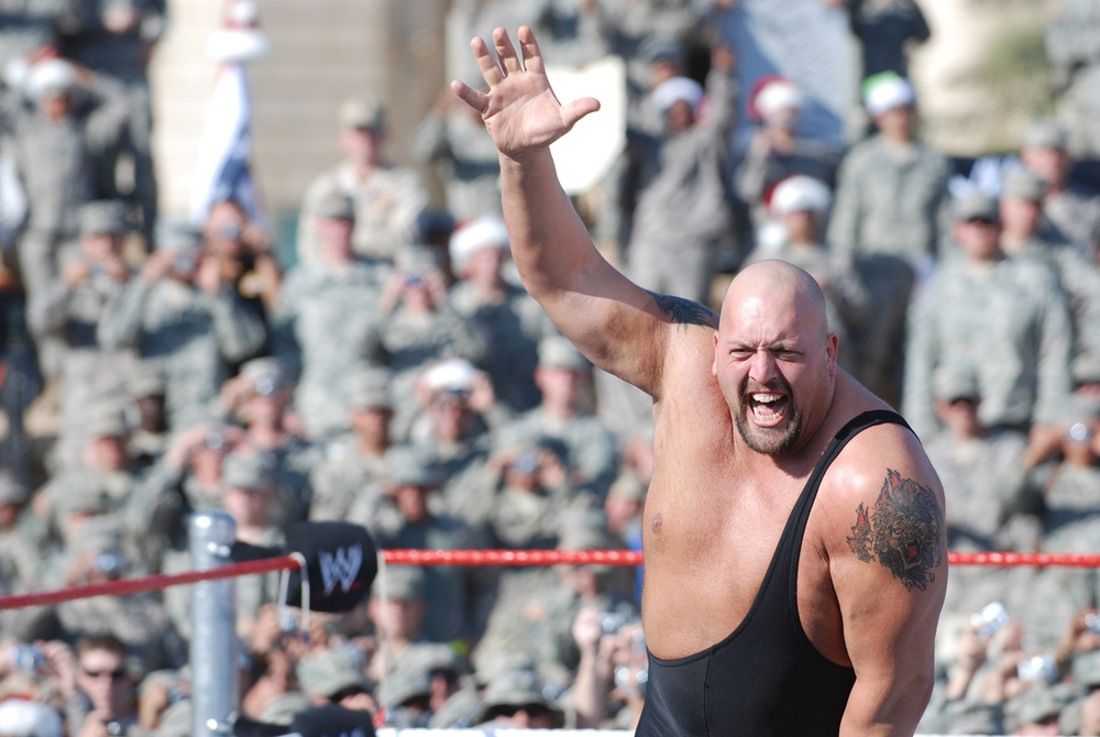 World Wrestling Entertainment entertains Multi-National Division - Baghdad, 4th Infantry Division Soldiers during Tribute to Troops