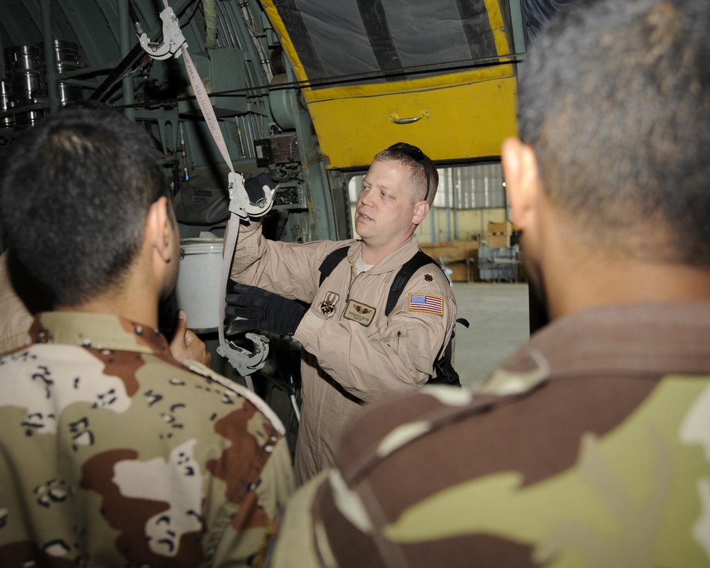 Iraqi Air Force Receive Aeromedical Evacuation Training