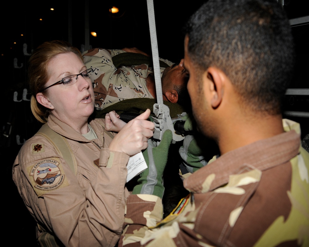 Iraqi Air Force Receive Aeromedical Evacuation Training