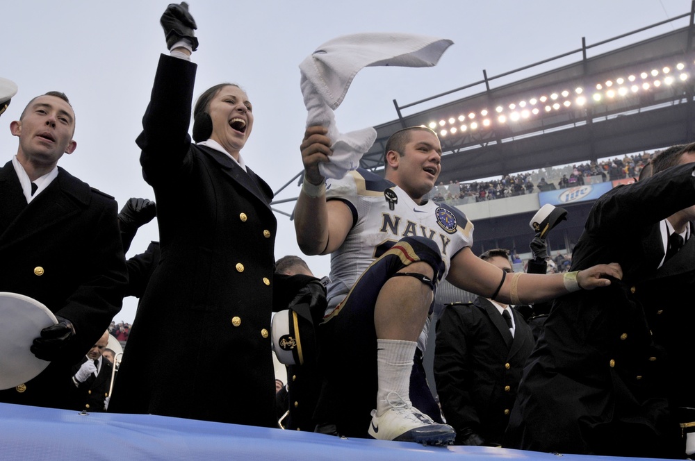 U.S. Naval Academy defeats Black Knights in Army-Navy game