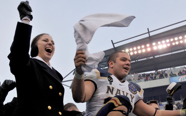 U.S. Naval Academy defeats Black Knights in Army-Navy game