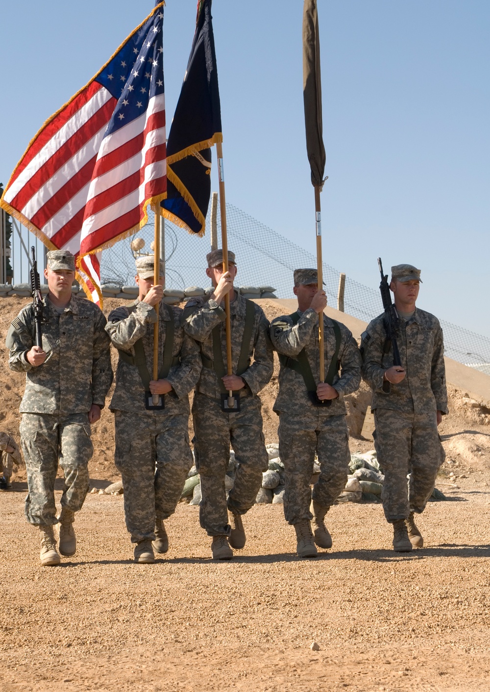 Arkansas Guardsmen Handover the Reins in Anbar