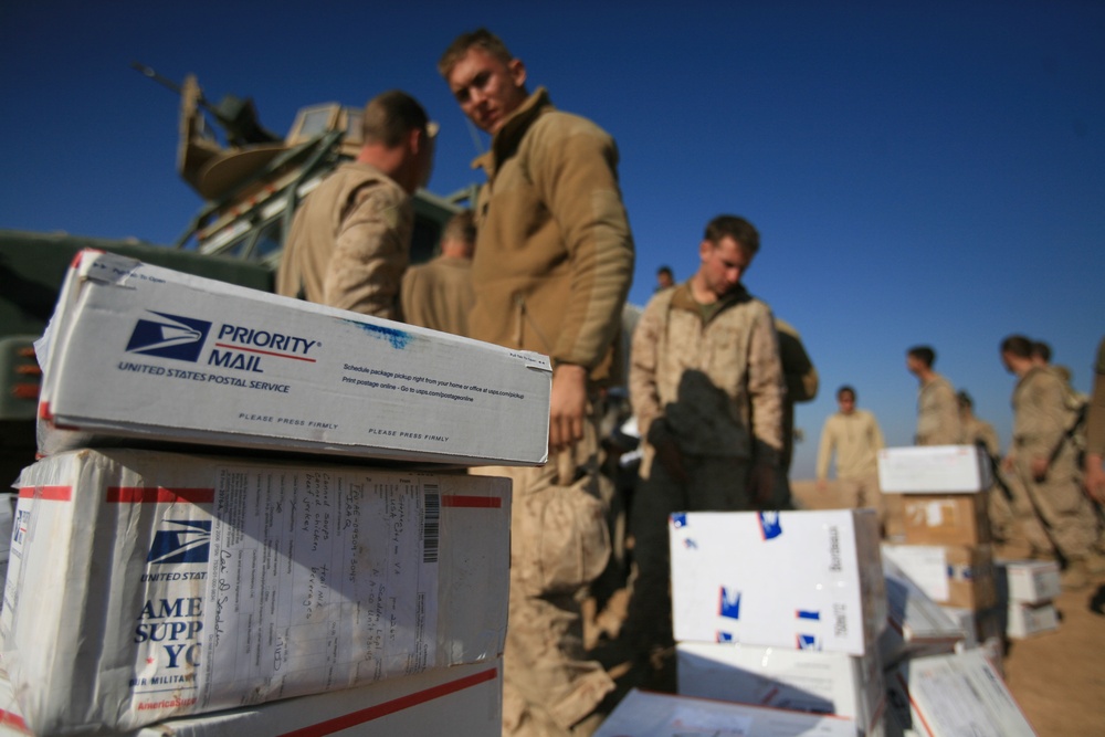 Transportation Company delivers supplies to Marines in remote Sinjar Mountains