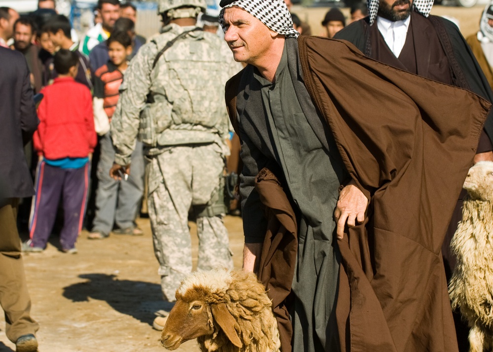 Needy families get mutton in Kut