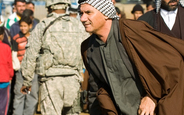 Needy families get mutton in Kut