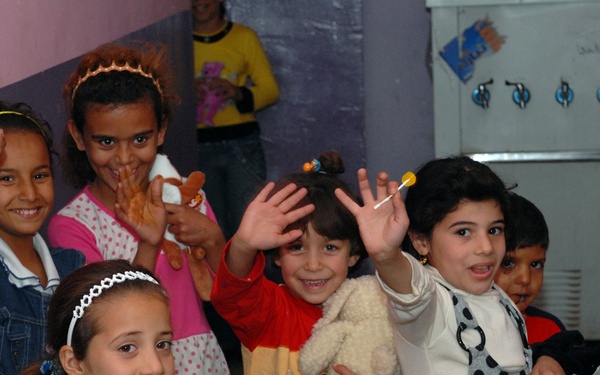 Orphanage in Tikrit receives gifts during holiday season