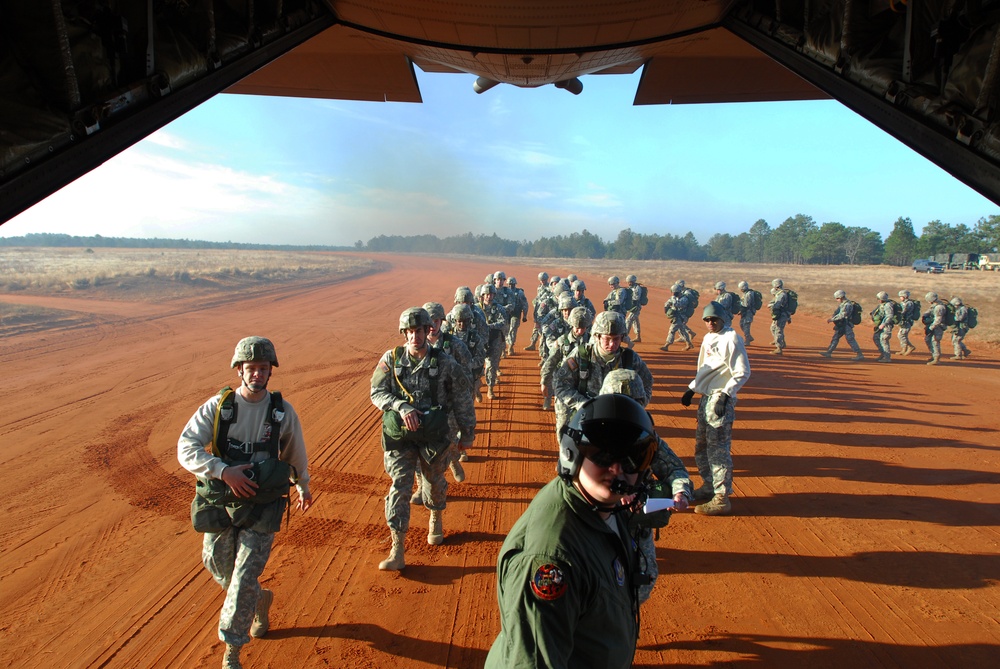 Airborne Soldiers Conduct Operation Toy Drop