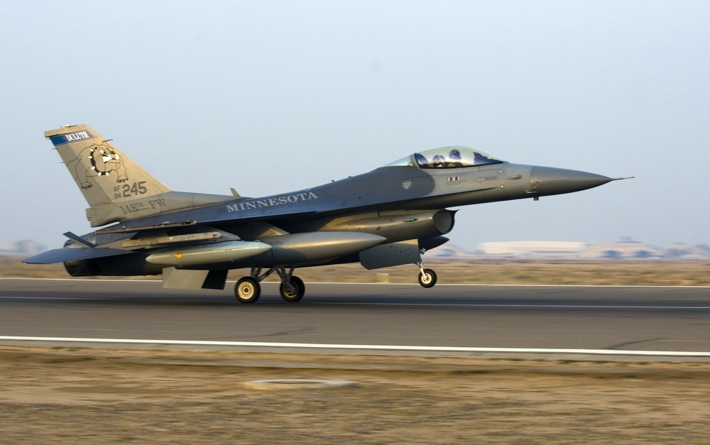 DVIDS - Images - Duluth Air National Guard Airmen Arrive at Joint Base ...