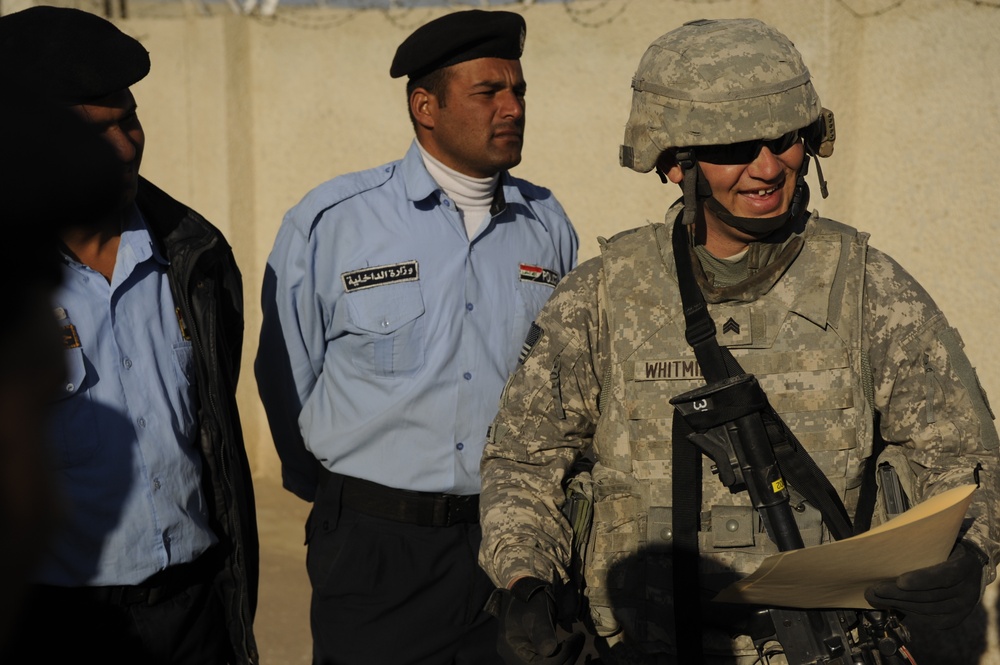 DVIDS Images U.S. Soldiers teach field sobriety tests to Iraqi