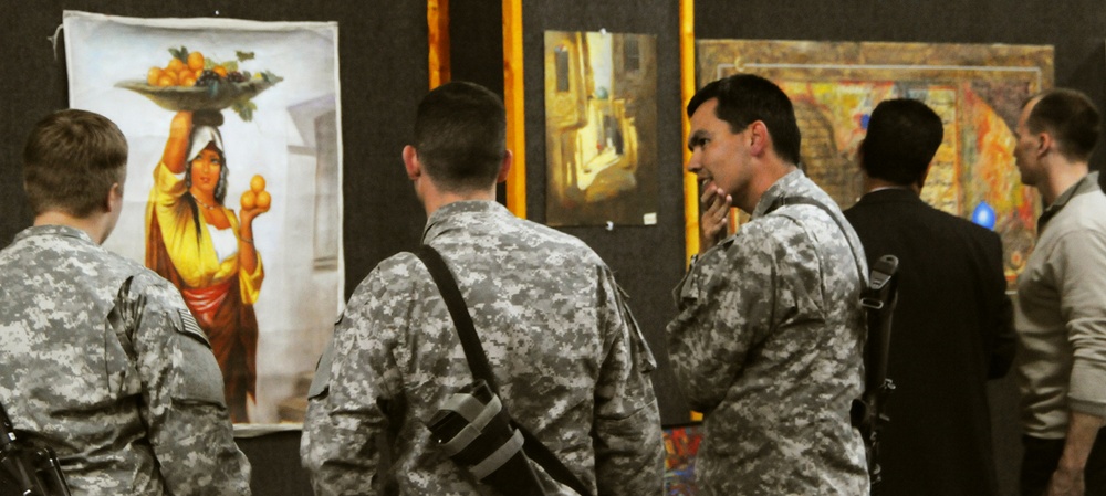 Art show shares Iraqi culture with Americans