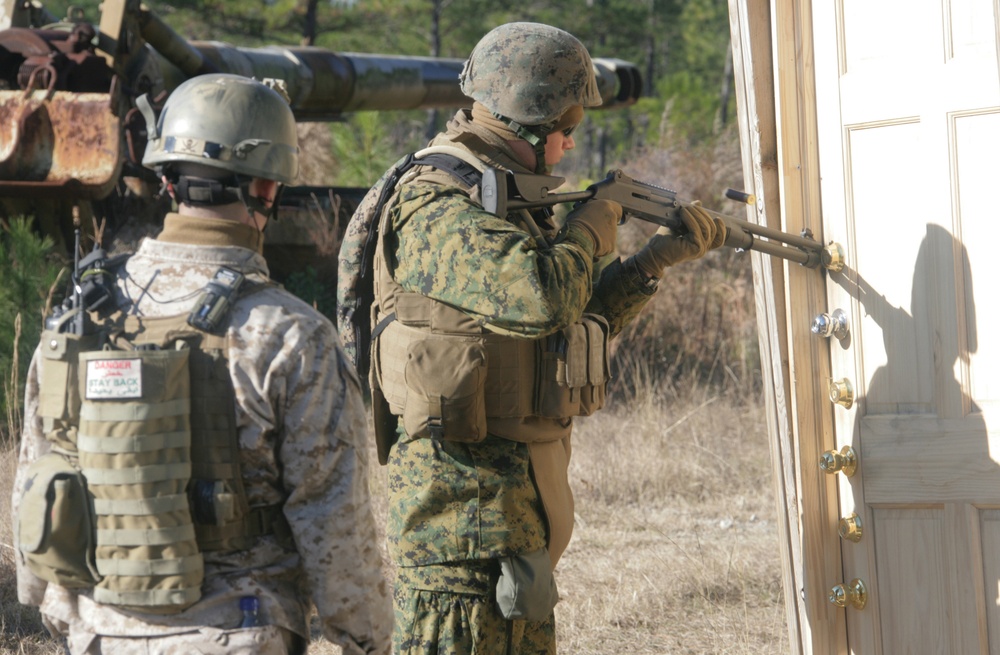 Battalion Landing Team, 3rd Battalion, 2nd Marine Regiment Attends Motor, Combined Anti-Armor Team/Light Armored Reconnaissance Raid Course