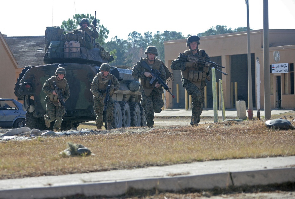 Battalion Landing Team, 3rd Battalion, 2nd Marine Regiment Attends Motor, Combined Anti-Armor Team/Light Armored Reconnaissance Raid Course