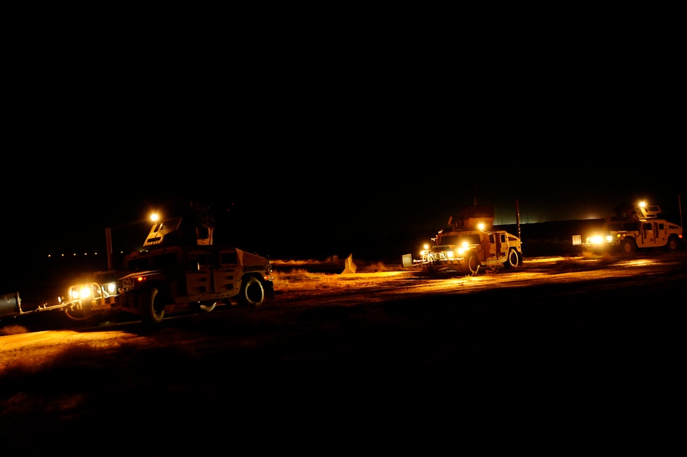 Soldiers Traverse Air Force improvised explosive device Range