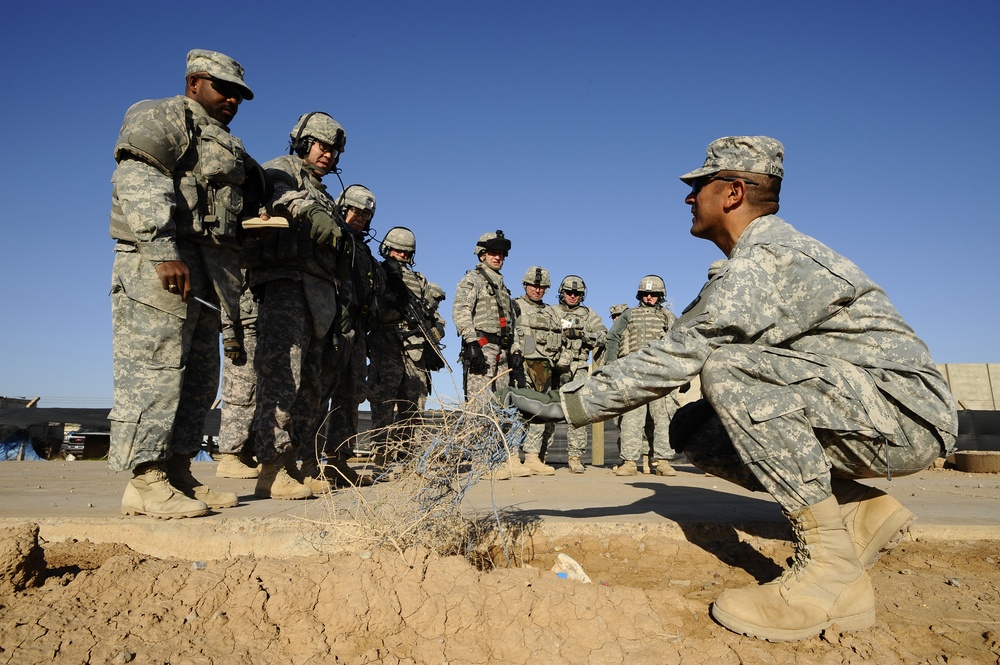 Soldiers Traverse Air Force improvised explosive device Range