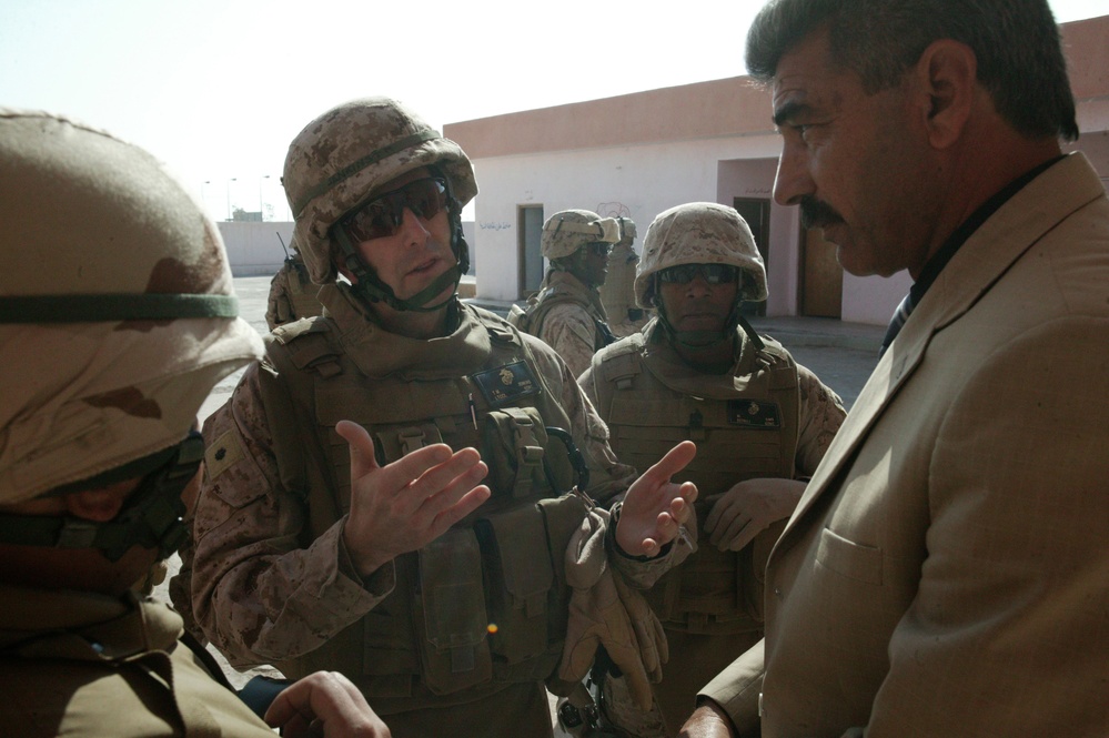 Toys delivered to Iraqi children