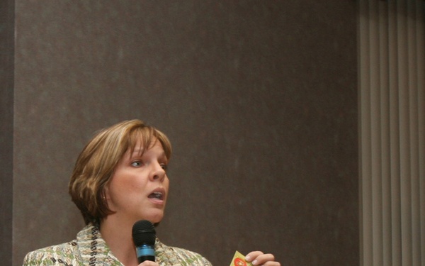 Families of Lejeune Marines Prepare for Iraq Deployment