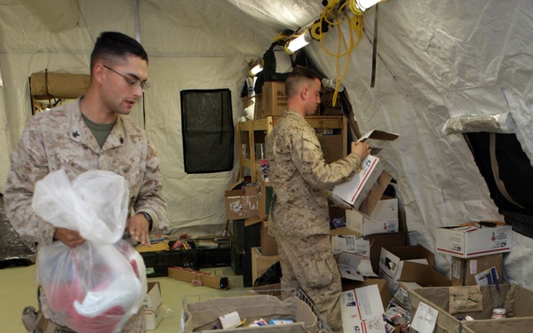 Chaplains Receive Care Packages From Thoughtful Americans