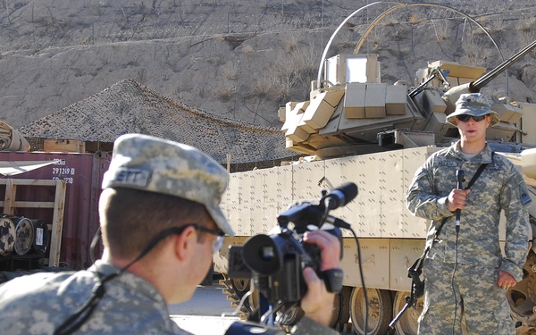 Multi-National Division-Baghdad Soldiers send Season's Greetings back to families
