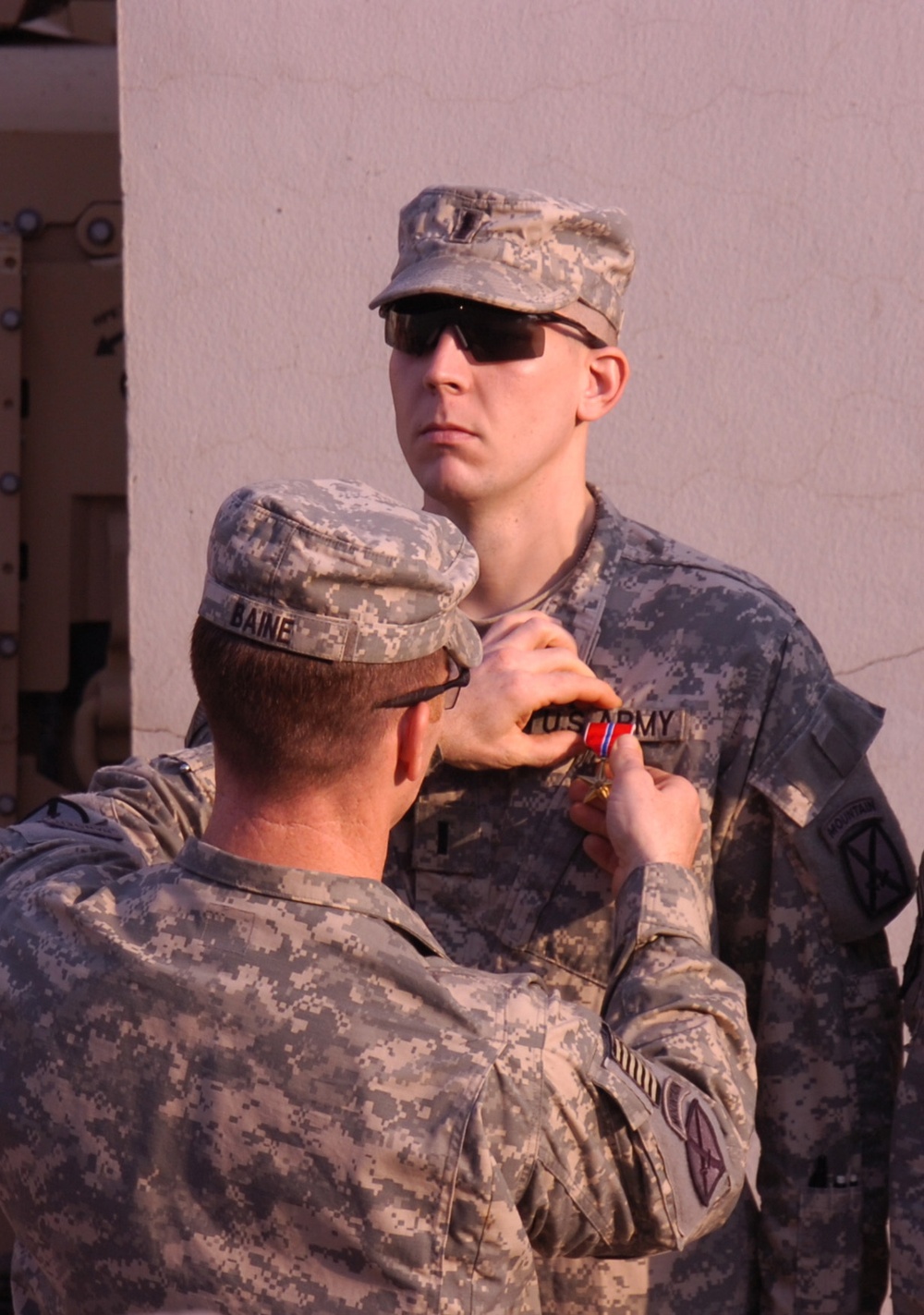 Infantry leaders receive Bronze Star Medals