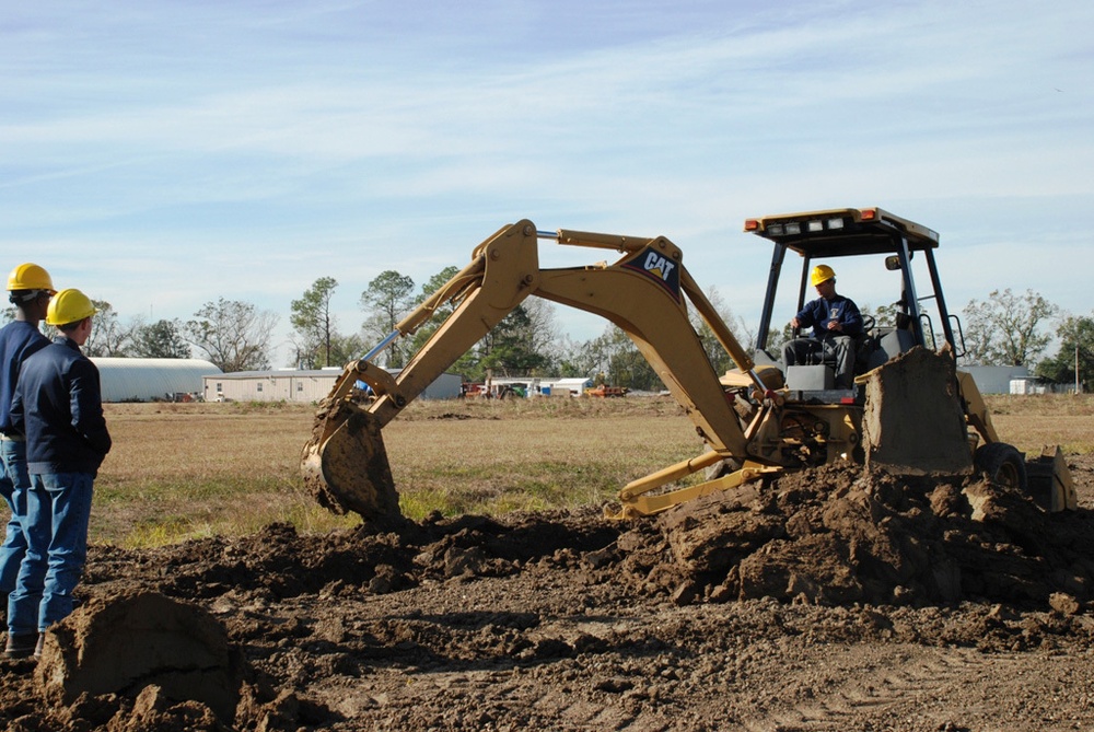 Job Challenge Program makes a difference - Louisiana National Guard offers job training to at-risk youth