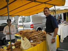 Linguists say 'Bonjour' to France - Military linguists visit France for language immersion