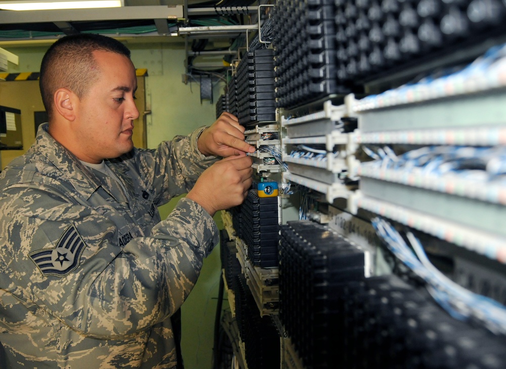 Expeditionary Communications Squadron Keeps Communications Ready