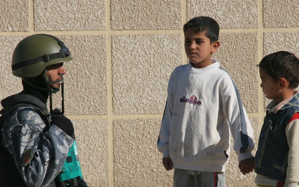 Marines Drawing Down in Iraq