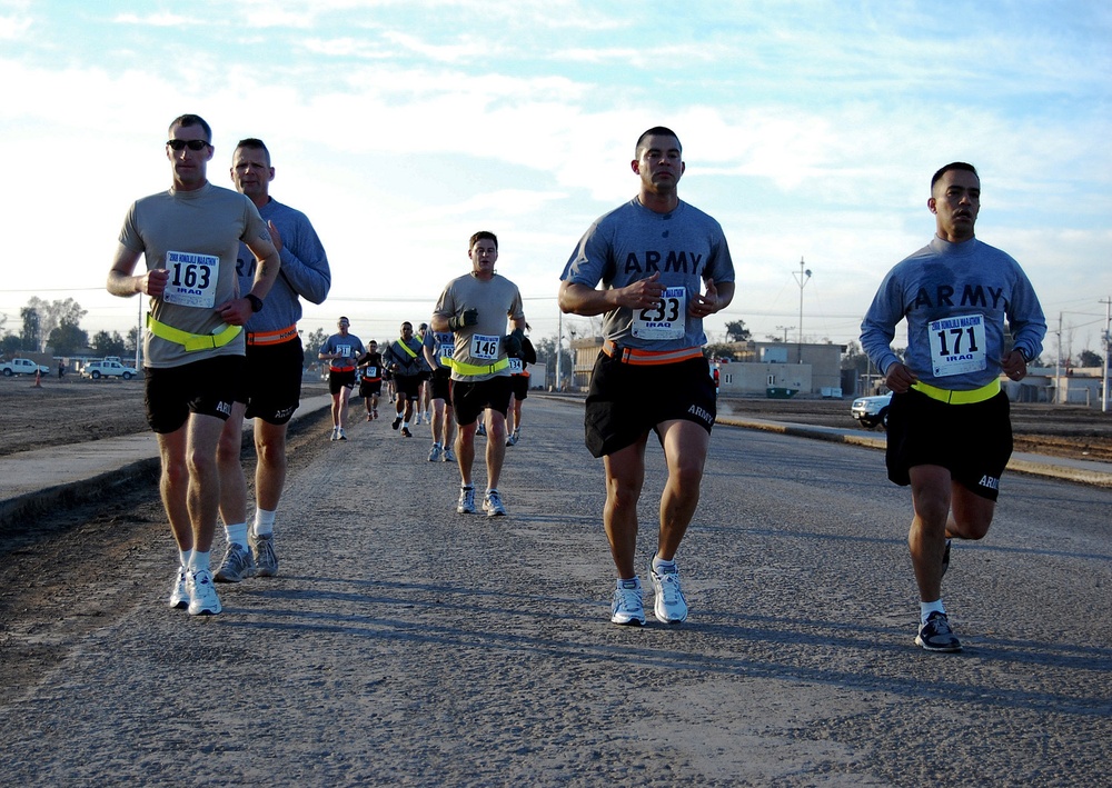 'Iron Eagle' Soldiers Make Strong Showing at Honolulu Marathon Iraq Satellite Race