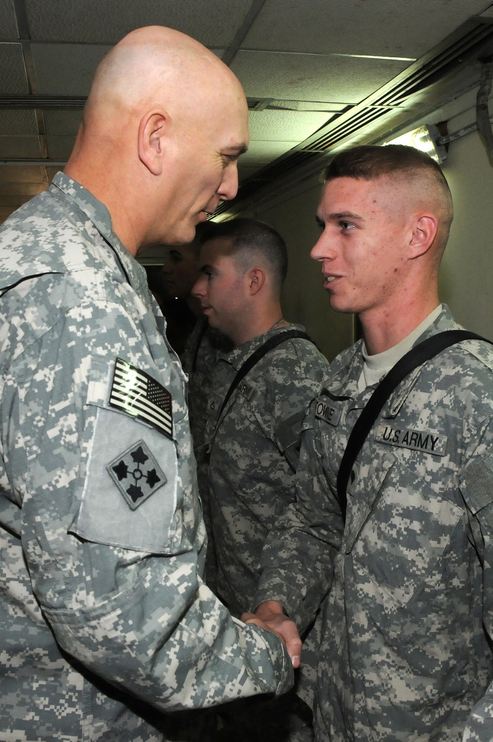 Gen. Odierno visits 4th Brigade Combat Team, 10th Mountain Troops
