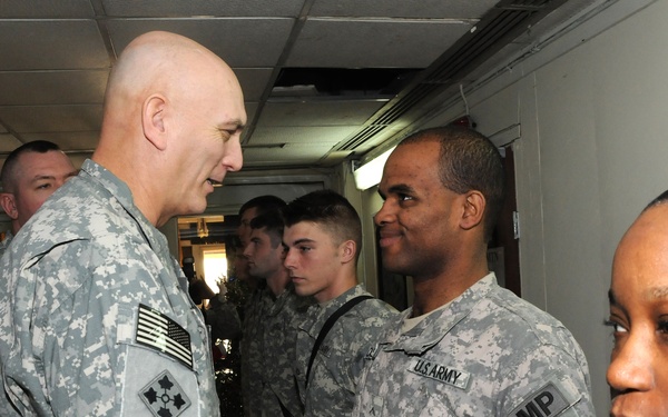 Gen. Odierno visits 4th Brigade Combat Team, 10th Mountain Troops