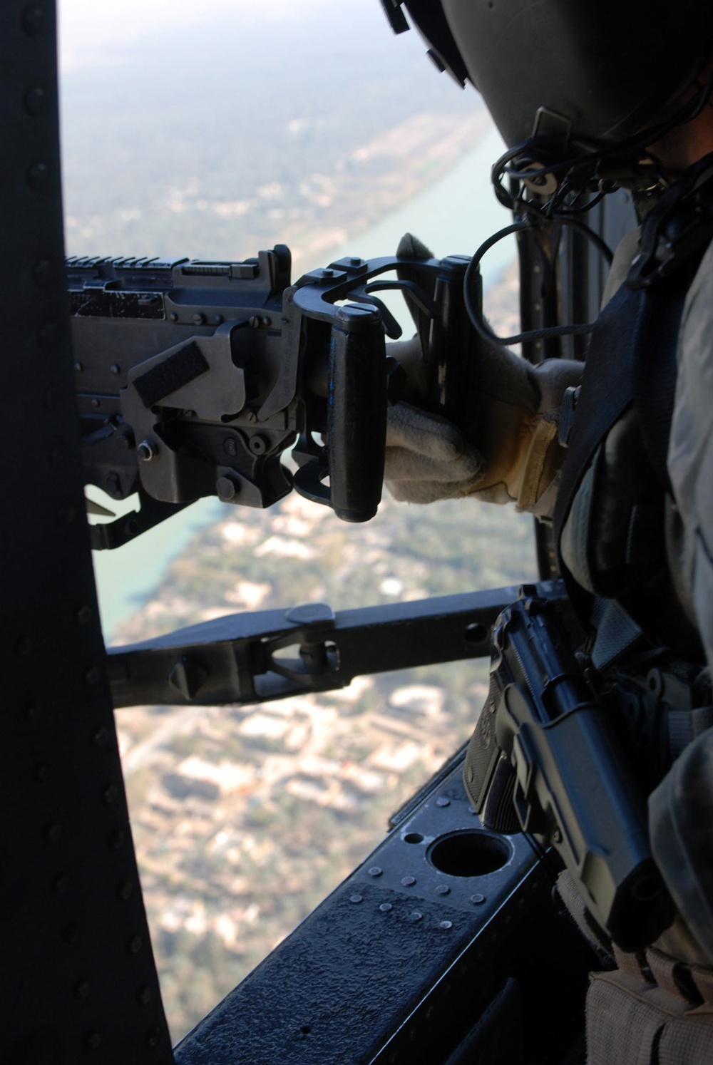 Sergeant Major of the Army Preston Visits 4th Infantry Division, Multi-National Division – Baghdad  Soldiers, Service Members