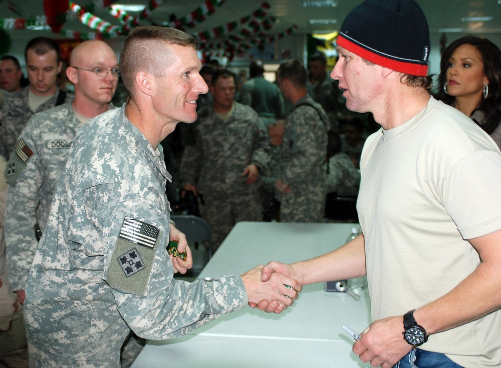 Sergeant Major of the Army Preston Visits 4th Infantry Division, Multi-National Division – Baghdad  Soldiers, Service Members