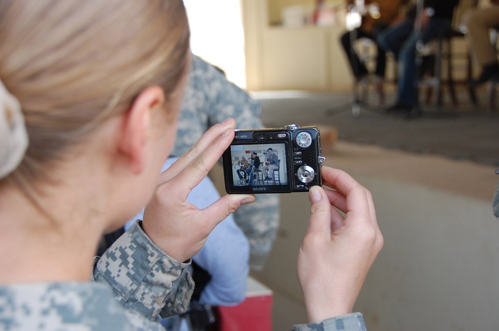 Sgt. Maj. of the Army Preston visits 4th Combat Aviation Brigade, Camp Taji
