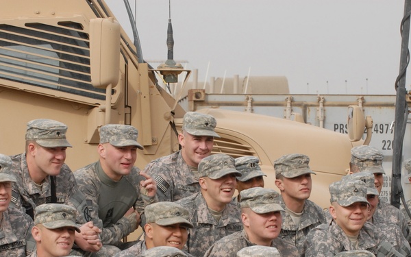 Army Chief of Staff visits deployed troops