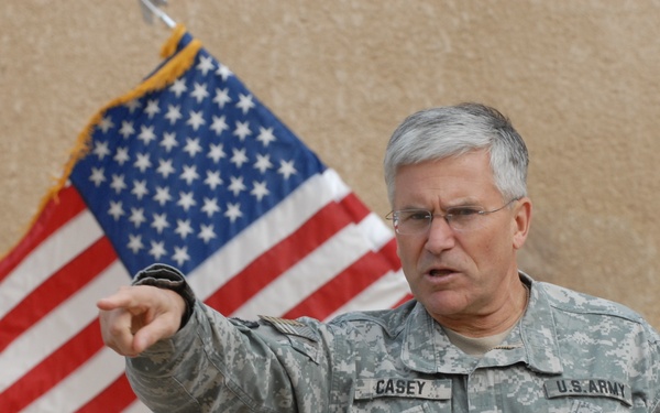 Army Chief of Staff visits deployed troops