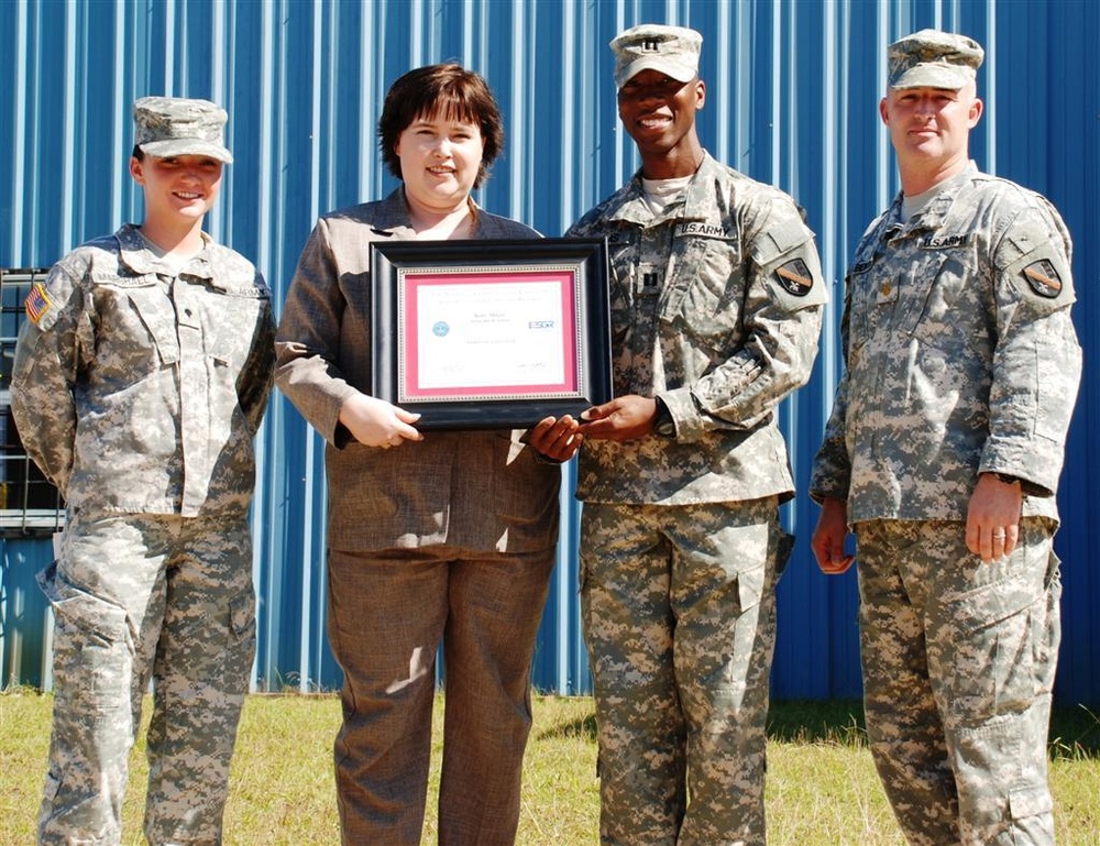 National Guard honors Sleep Inn manager with Patriot Award