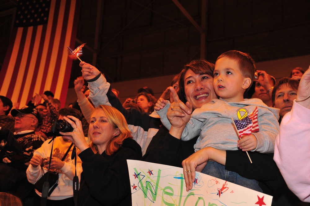 220th Military Police Company Returns From Operation Iraqi Freedom