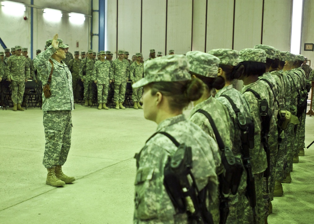Casey visits aviation Soldiers, presents awards, reenlists 50 'Iron Eagle' Soldiers