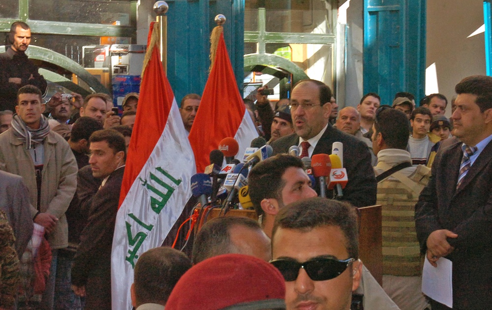 Prime Minister Maliki attends Mutanabi Book Market reopening