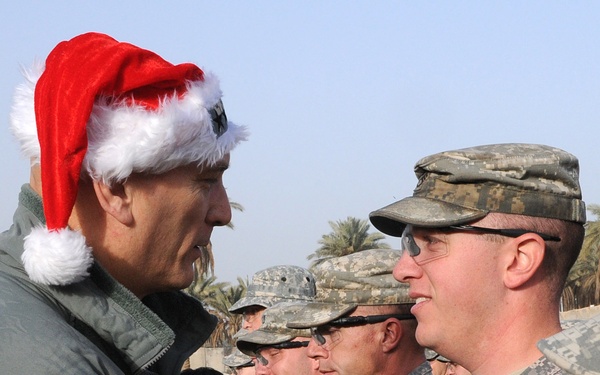 Multi-National Forces - Iraq Command Group visits troops Christmas Day