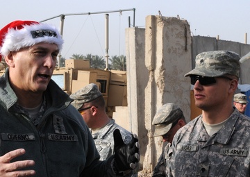 Multi-National Forces - Iraq Command Group visits troops Christmas Day