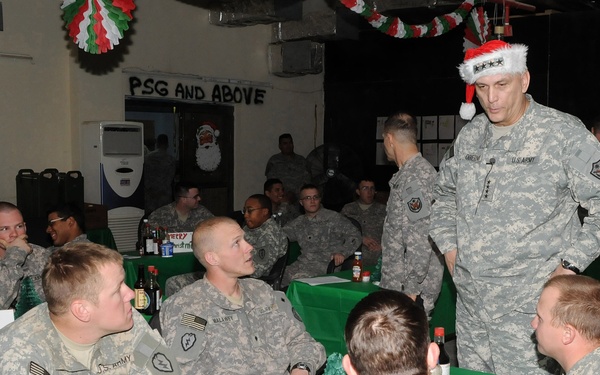 Multi-National Forces - Iraq Command Group Visits Troops Christmas Day