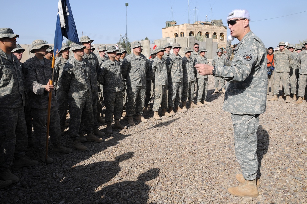 DVIDS - Images - Multi-National Forces - Iraq Command Group Visits ...