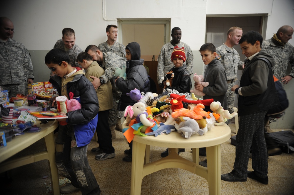 Troops aid orphanage