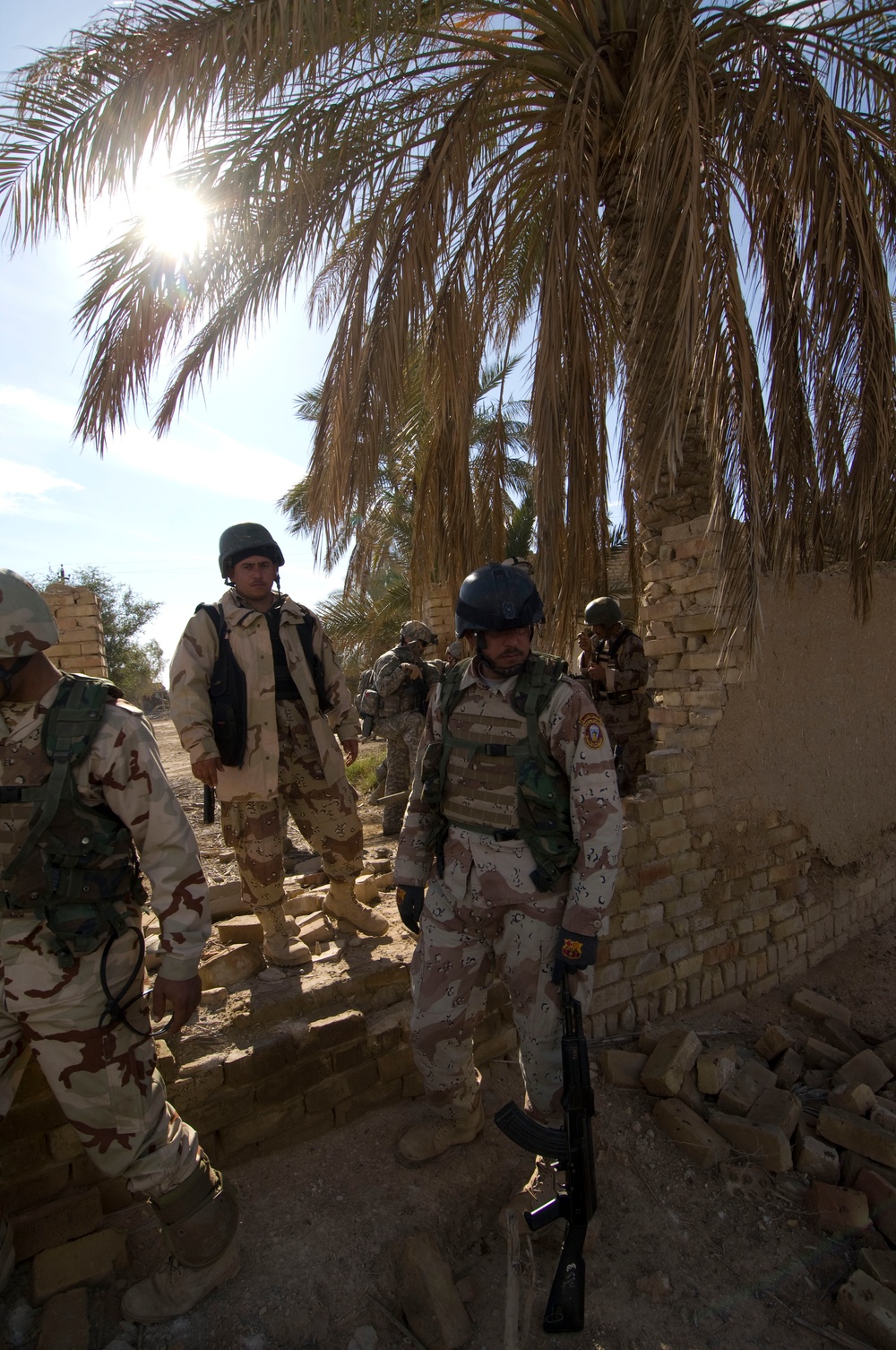 Cache search in Naqib