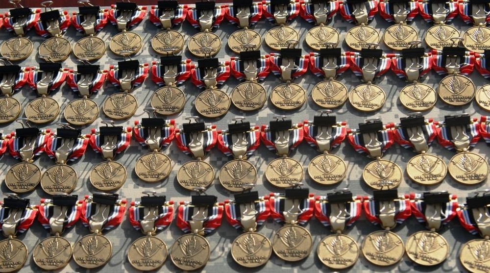 Arrowhead Soldiers receive Iraq Campaign Medals