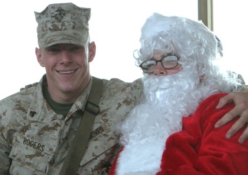 Santa in Al Asad