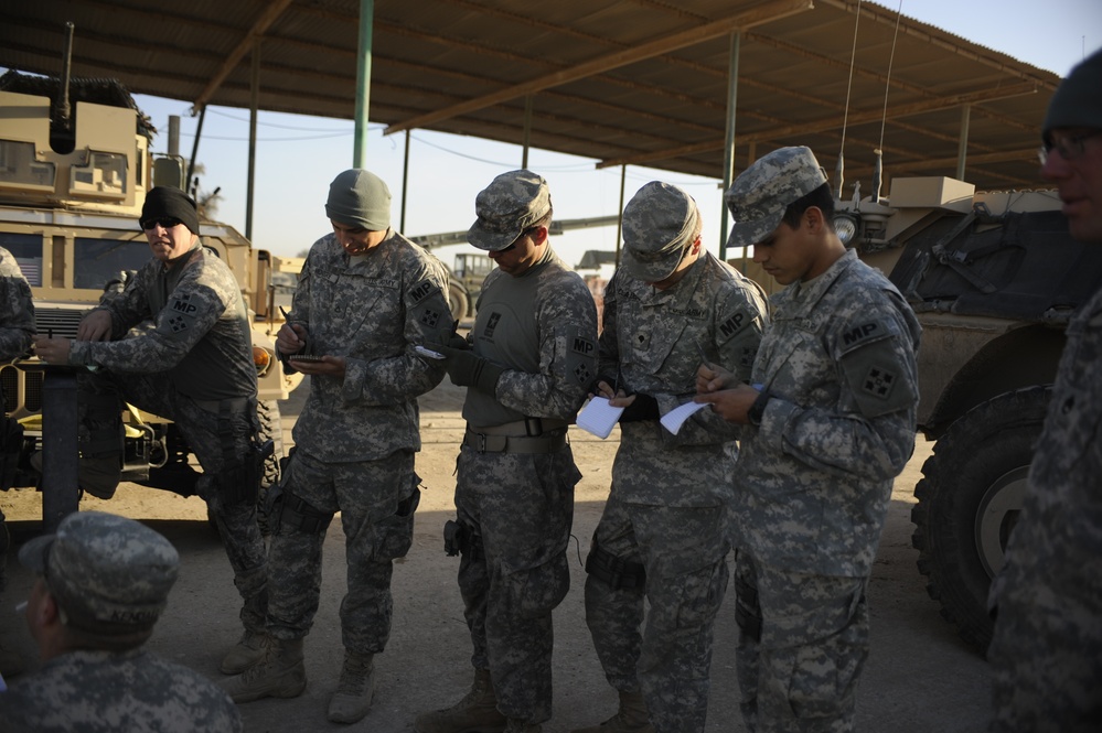 Iraqi Police Meeting at Camp Echo