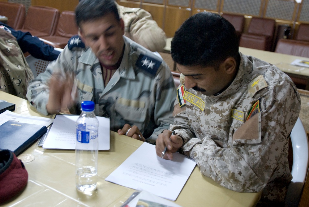 Civil-Military Operations Course Builds Iraqi Interagency Cooperation